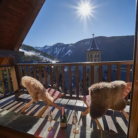 Wow Views Next To The Ski Lift! Baqueira Beret Exterior photo